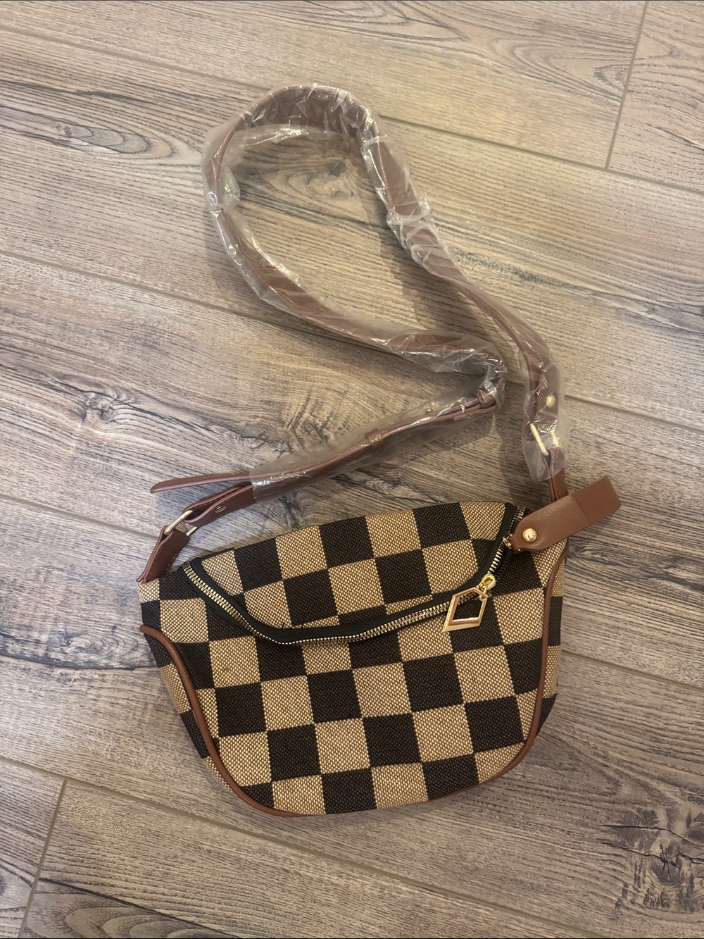 Crossbody bag